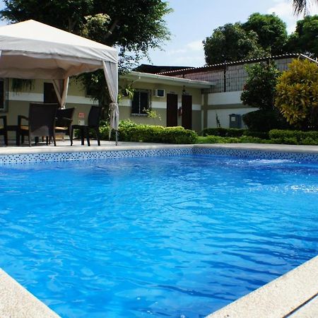Urdesa Suites Hotel Гуаякиль Экстерьер фото